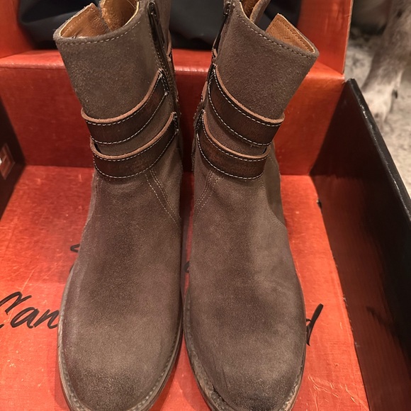 Freebird Brown Ankle Boots - Picture 6 of 12